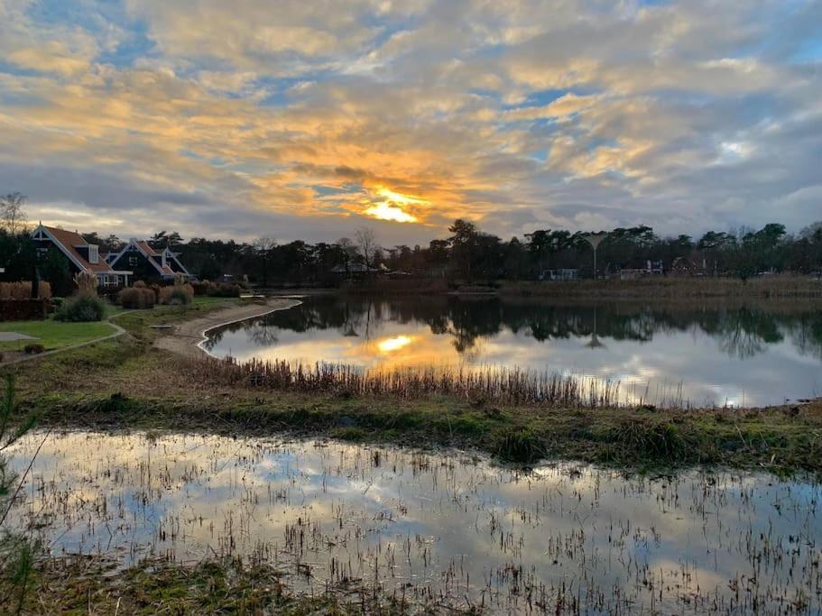 Delightful Luxury 2-Bedroom Holiday Home In Nature Otterlo Exteriér fotografie
